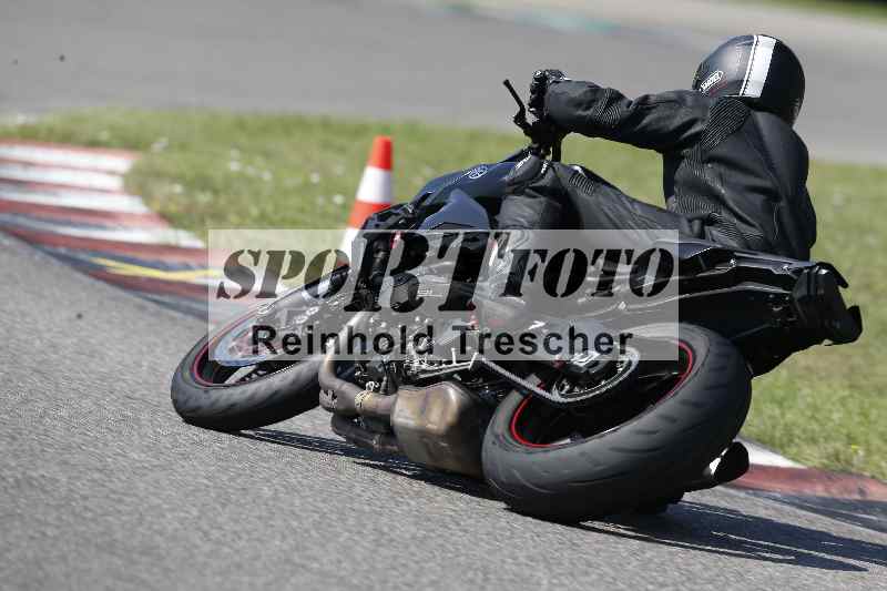 /44 09.08.2025 Plüss Moto Sport ADR/Freies Fahren/785